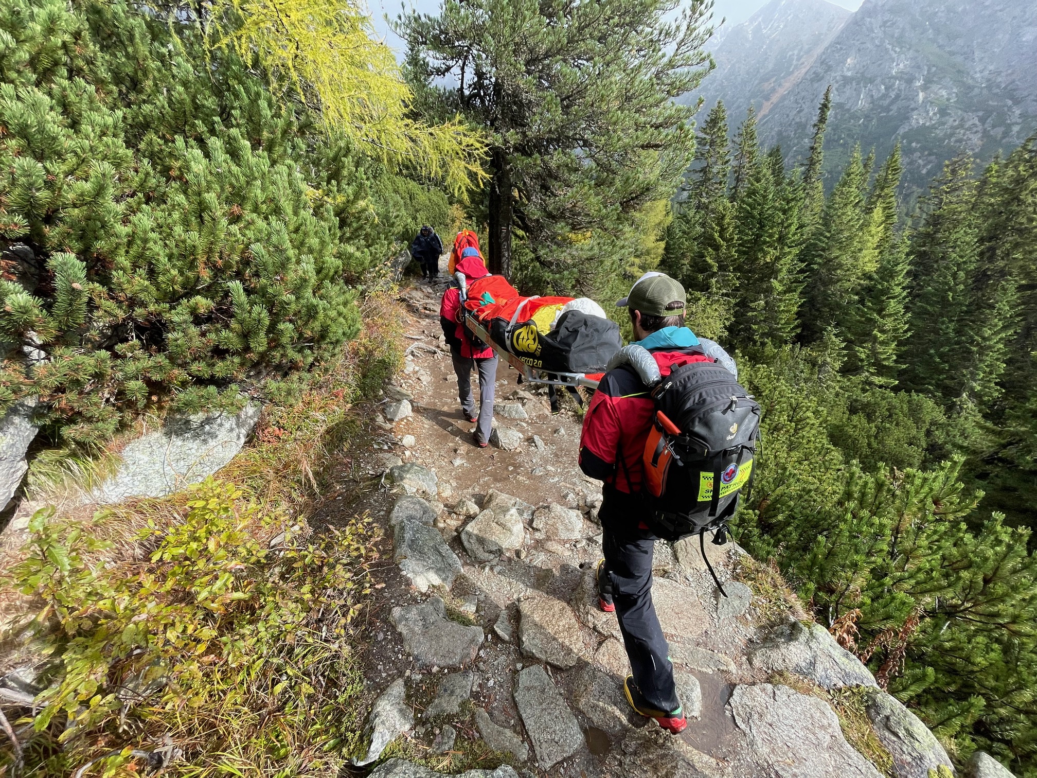 Transport zraneného HZS