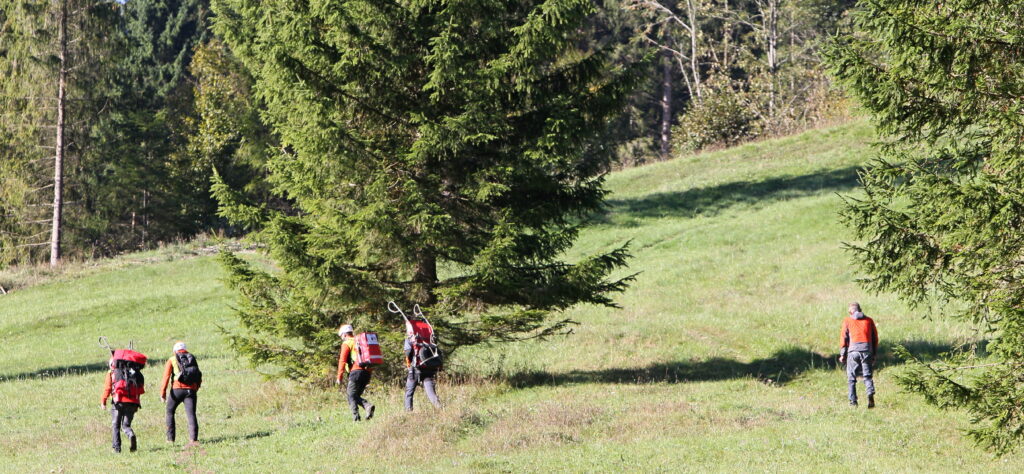 Z ukážok prác záchranárov HZS