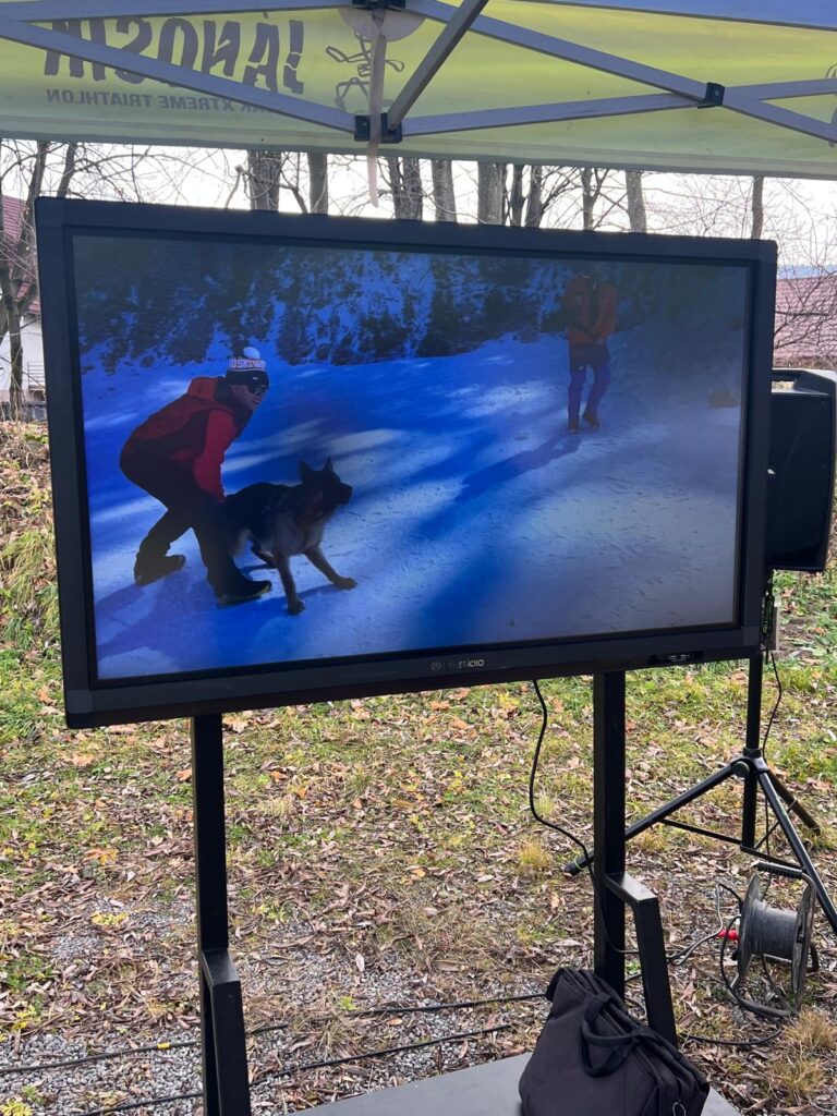 filmová ukážka kynológie - z ukážok v rámci Dňa s OZ Pes a lavíny