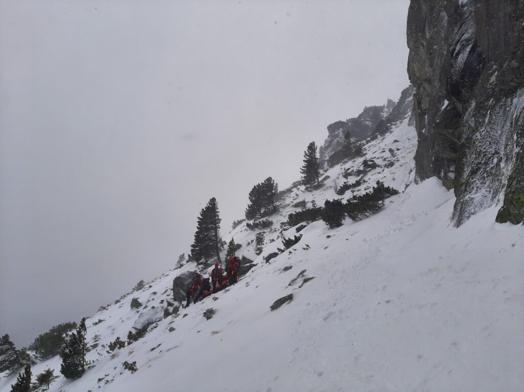 Záchranná akcia vo Vysokých Tatrách v Mengusovskej doline transport