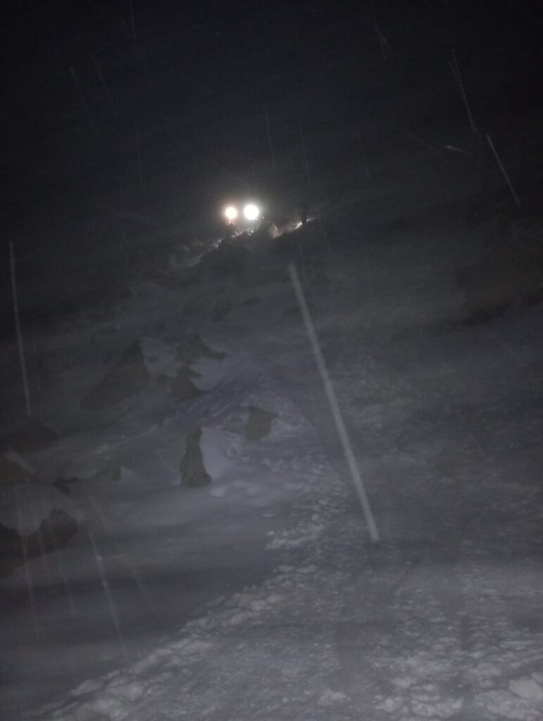 Úraz skialpinistu v Malej Studenej doline transport svahom