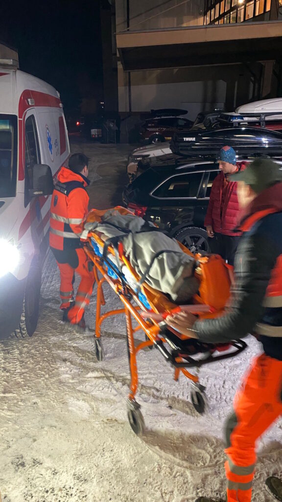 Záchranná akcia pod Hrebienok, sánkovanie, odovzdanie RZP