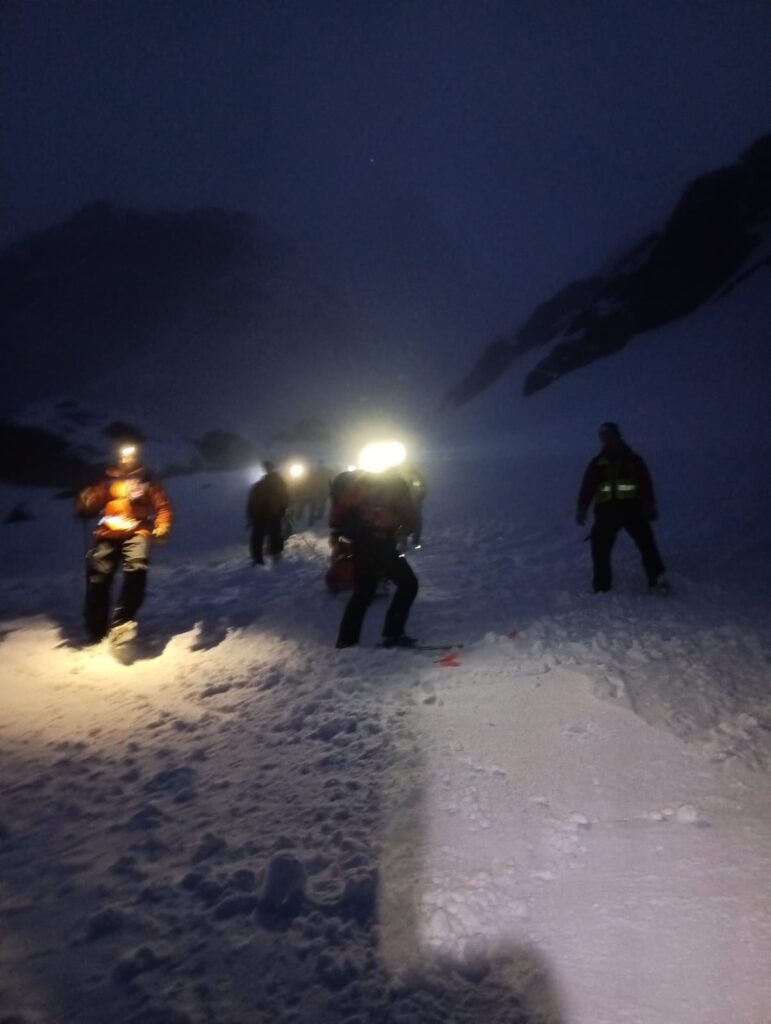 Úraz skialpinistu v Malej Studenej doline transport svahom