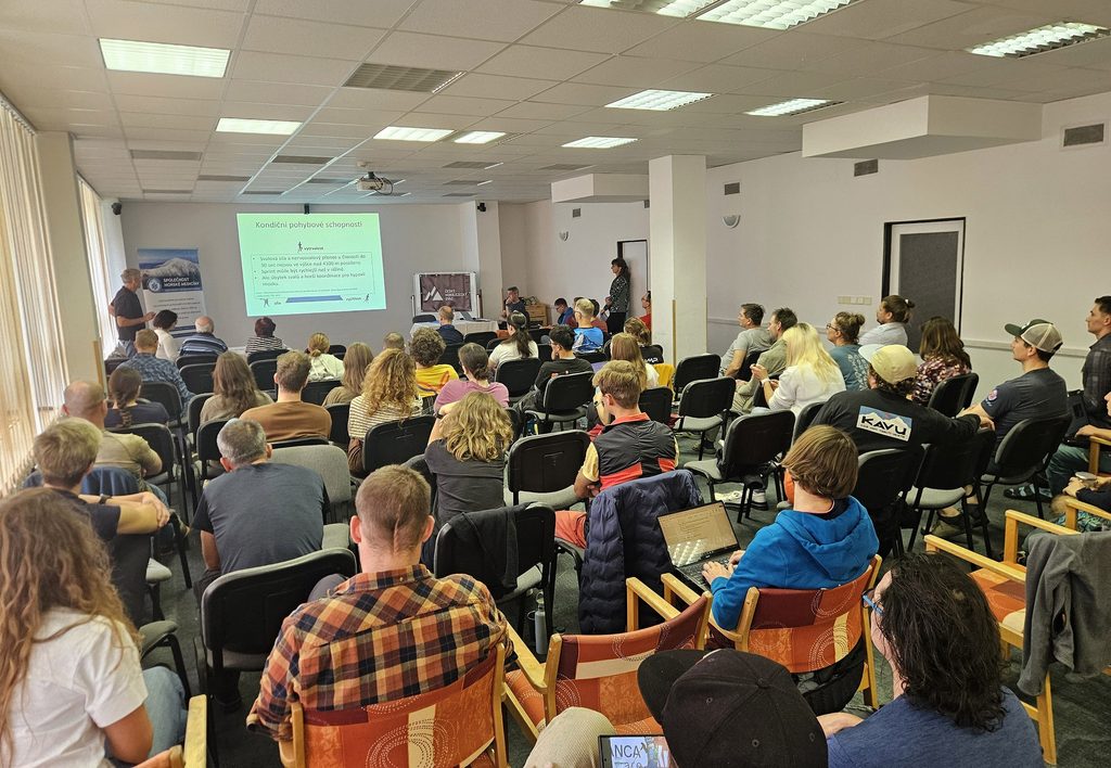 účastníci 36. ročníka Pelikánovho seminára horskej medicíny počas jednej z prednášok