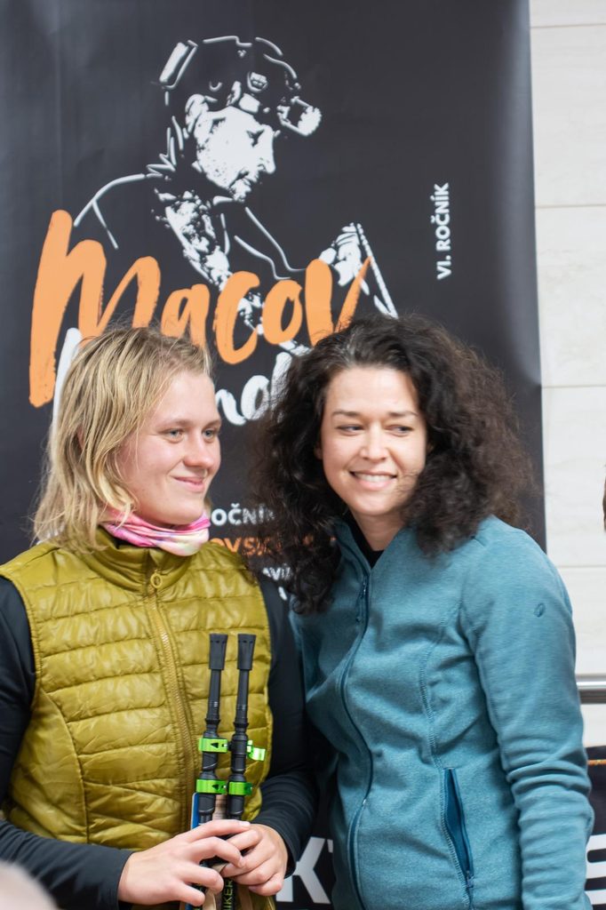 zľava Zuzana Andrejčáková a Katka Repaszká